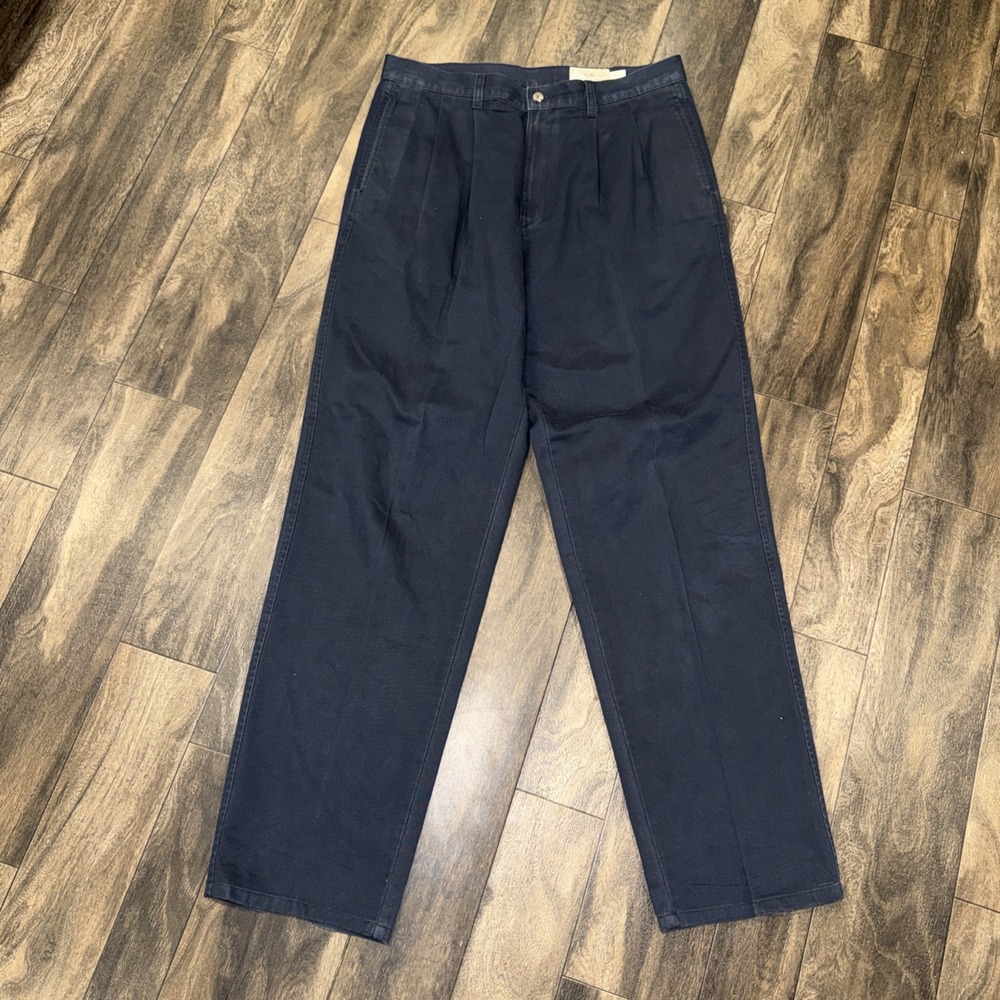 Eddie Bauer Men's Navy Blue Pleated Chino Pants Relaxed Fit Size‎ 36/34